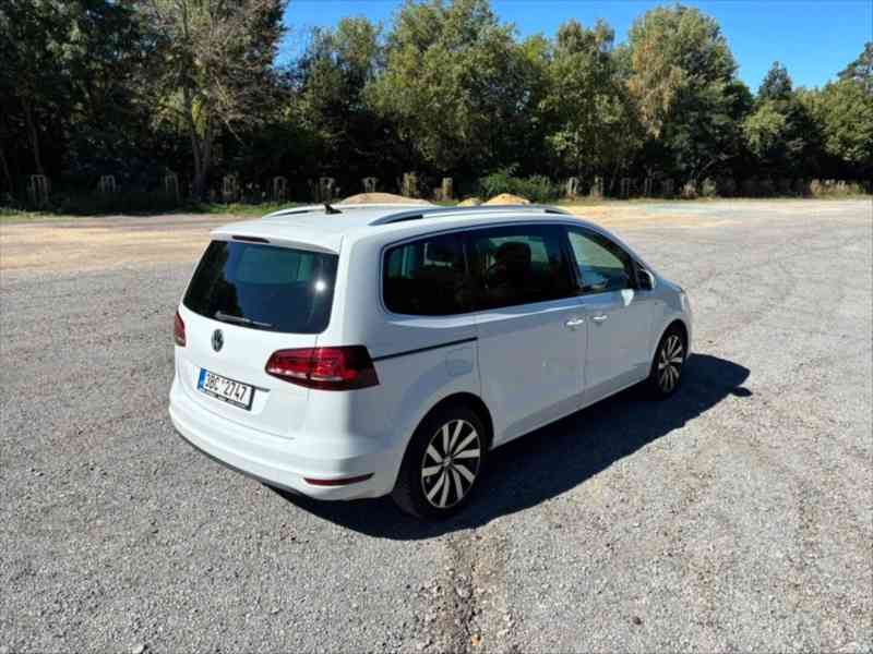 Volkswagen Sharan 2,0   110kw, 150PS; DSG Highline - foto 4