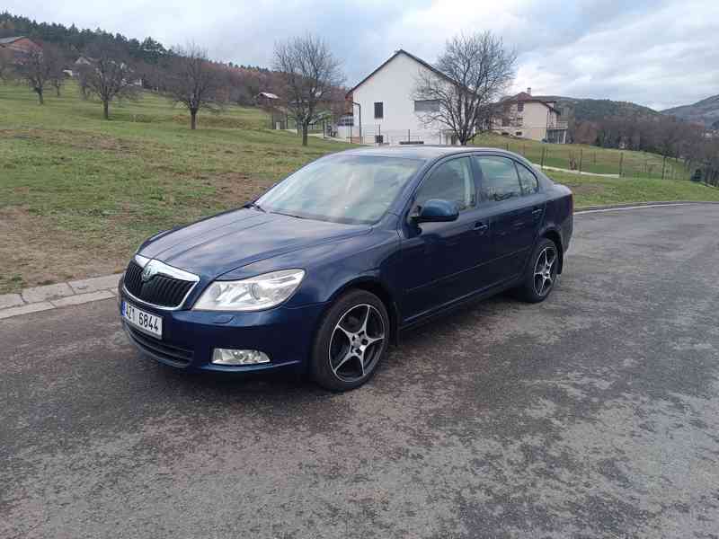 Škoda Octavia 2 facelift liftback 1.6 TDI DSG - foto 1