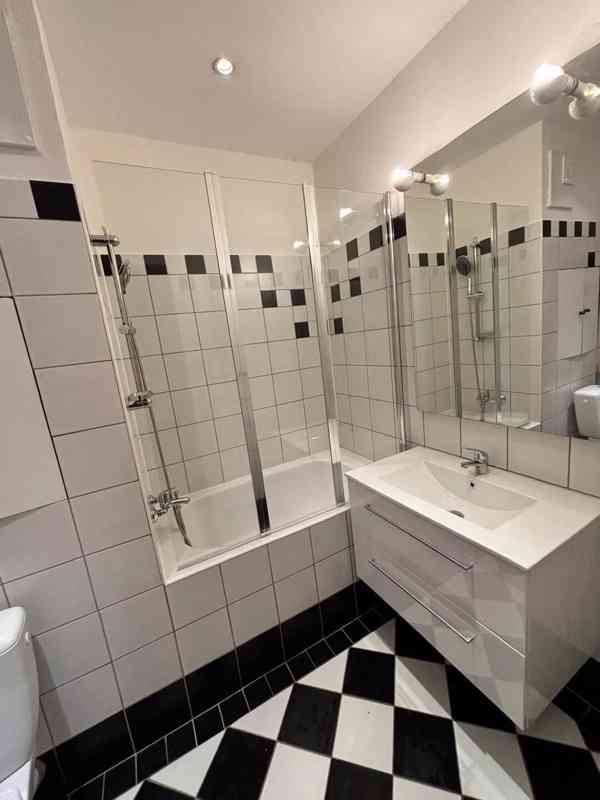 Pronájem bytu 2+kk 44 m² - foto 9