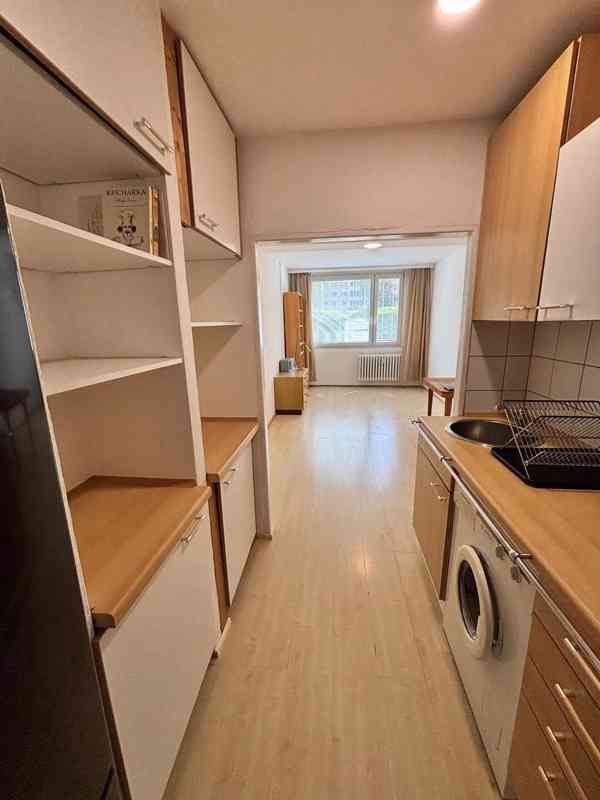 Pronájem bytu 2+kk 44 m² - foto 5