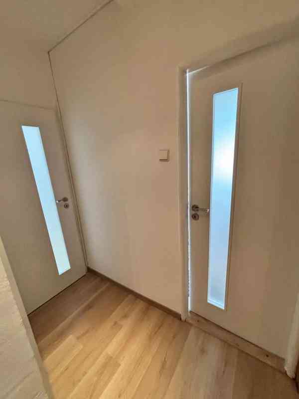 Pronájem bytu 2+kk 44 m² - foto 3