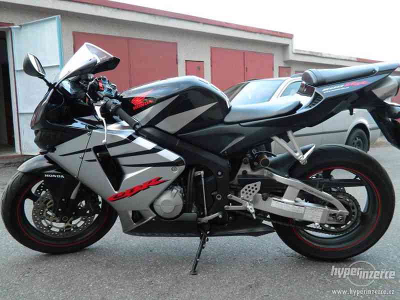 Honda CBR 600 RR - foto 1