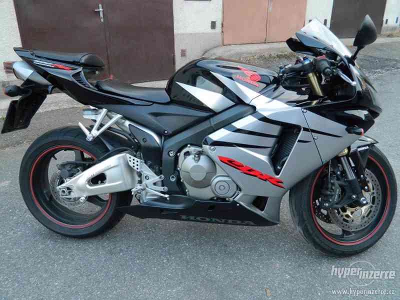 Honda CBR 600 RR - foto 3