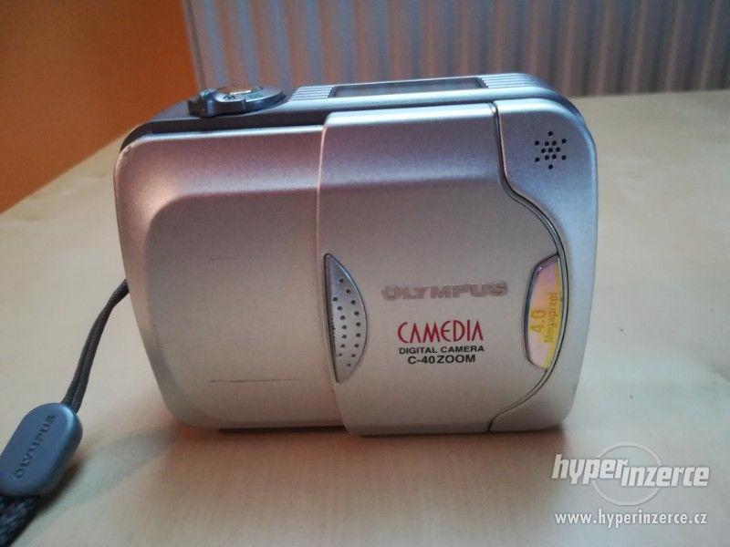 Digitální fotoaparát Olympus Camedia C40 ZOOM - foto 1