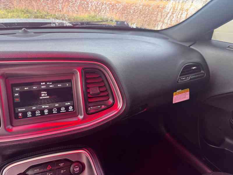 Dodge Challenger 3,6 GT RWD 2021 DPH TOP CENA!!! - foto 16