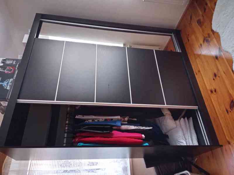 Prodám skříň - foto 1
