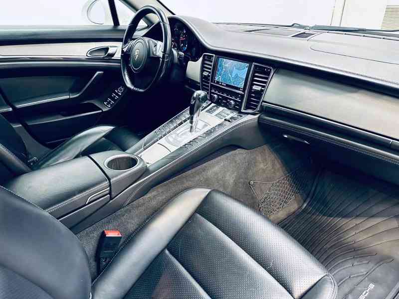 Porsche Panamera - foto 11