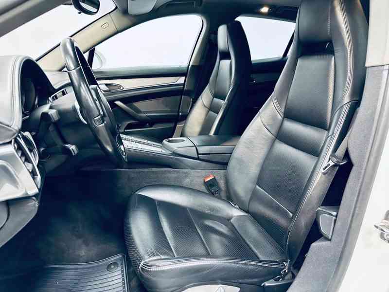 Porsche Panamera - foto 9