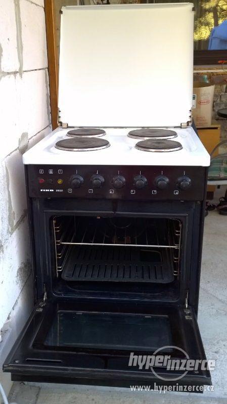 Elektrický sporák - foto 1