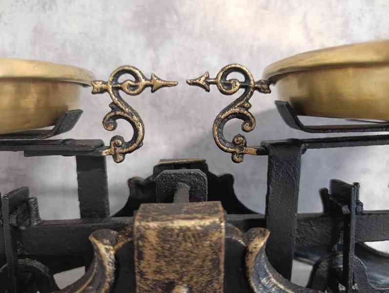 Krásné dvoumiskové váhy se ženou - po renovaci. Neváhejte - foto 4