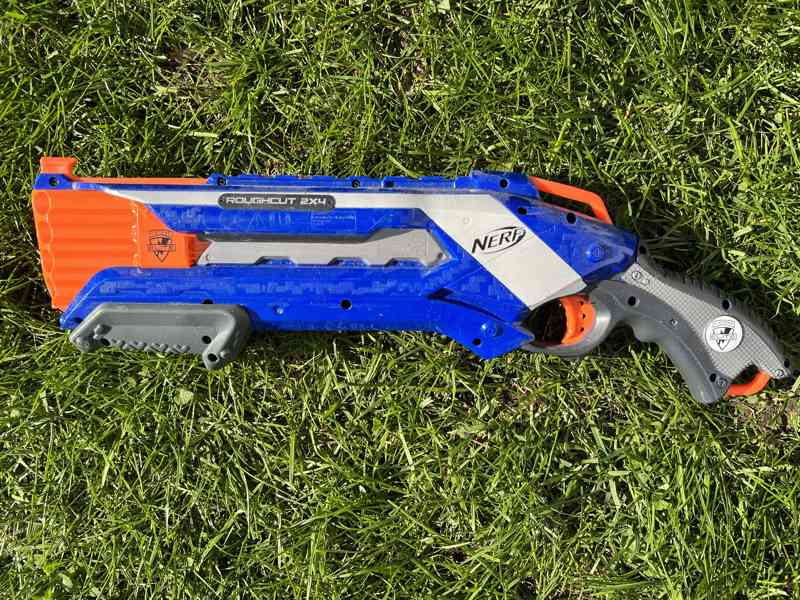 Hasbro Nerf Elite Rough Cut - foto 1