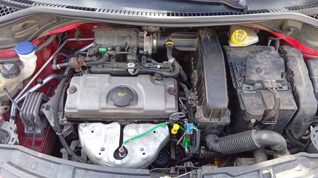 Prodám autobobil - foto 6