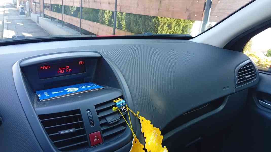 Prodám autobobil - foto 9