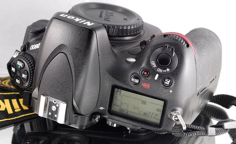 Nikon D800 FX*36MPix CMOS*Full HDV*SD/CF*49500 Exp - foto 5