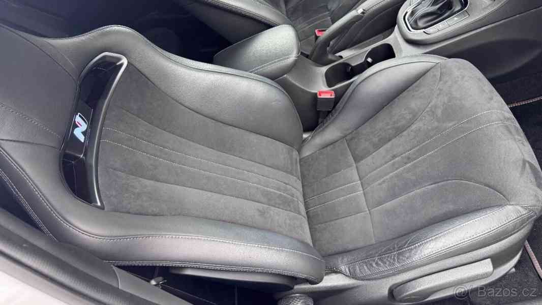 Hyundai i30 2,0   N - foto 8