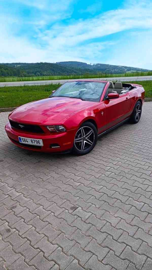 Ford Mustang 3,7 V6, 2011 - foto 2