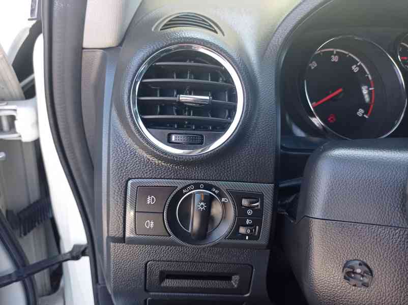 Opel Antara 2.2 CDTi 120kW/Výhřev/1Maj - foto 24