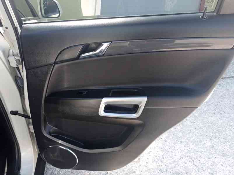 Opel Antara 2.2 CDTi 120kW/Výhřev/1Maj - foto 20