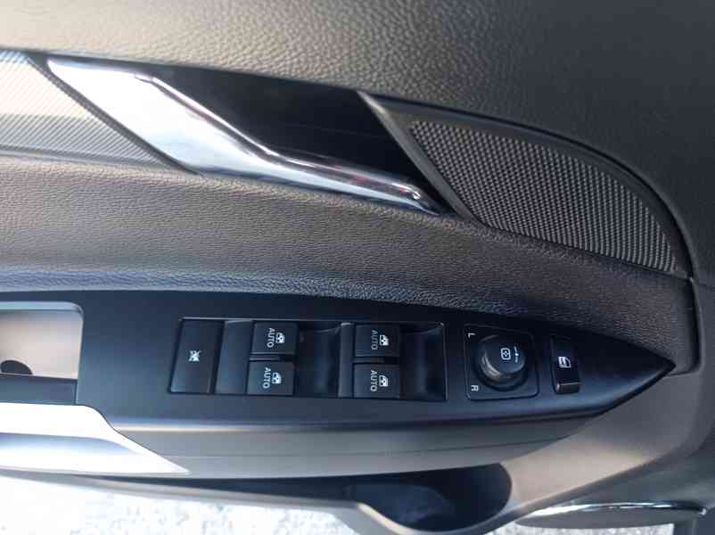 Opel Antara 2.2 CDTi 120kW/Výhřev/1Maj - foto 11