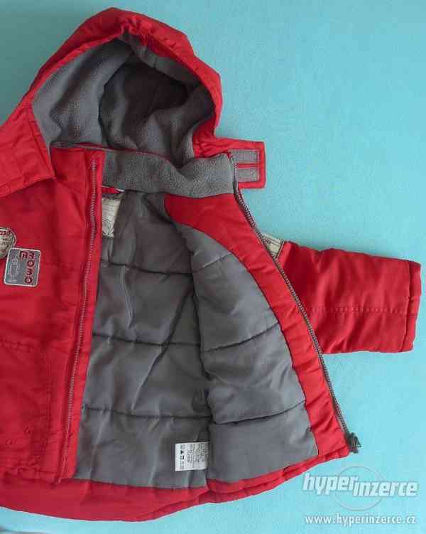 Zimní bunda s kapucí NKD vel. 104 (3-4 roky) - foto 3