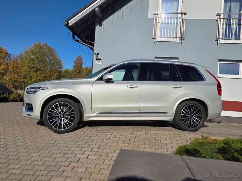 Volvo XC90 2,0 - foto 13