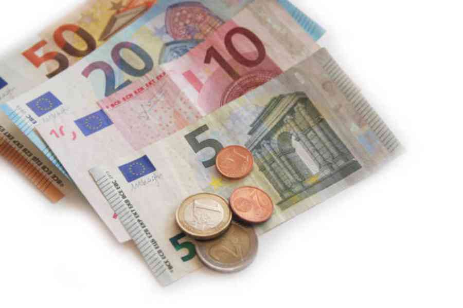 NABÍDKY PŮJČEK NA KONECROČNÍCH SVÁTKÁCH 24 hodin denně