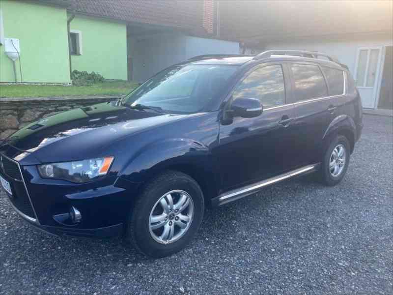 Mitsubishi Outlander 2,2   Di-D 4x4 - foto 14