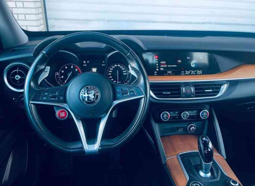 Alfa Romeo Stelvio, Q4 206kW - foto 3