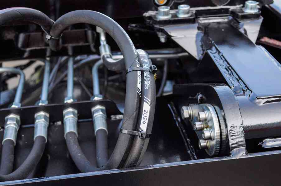 MERCEDES 1622 NOVÝ HÁKOVÝ NOSIČ KONTEJNERŮ HYDRAULICKÁ RUKA - foto 22