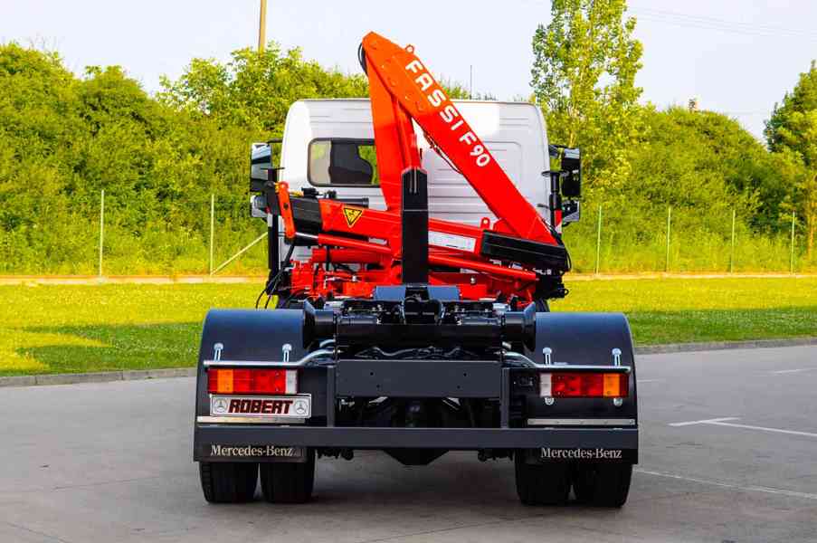 MERCEDES 1622 NOVÝ HÁKOVÝ NOSIČ KONTEJNERŮ HYDRAULICKÁ RUKA - foto 6