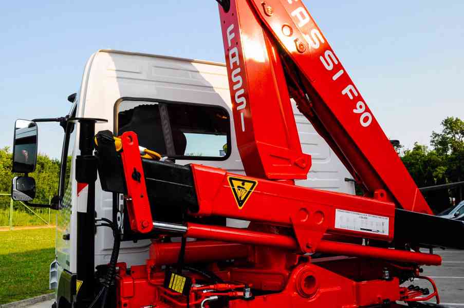 MERCEDES 1622 NOVÝ HÁKOVÝ NOSIČ KONTEJNERŮ HYDRAULICKÁ RUKA - foto 33