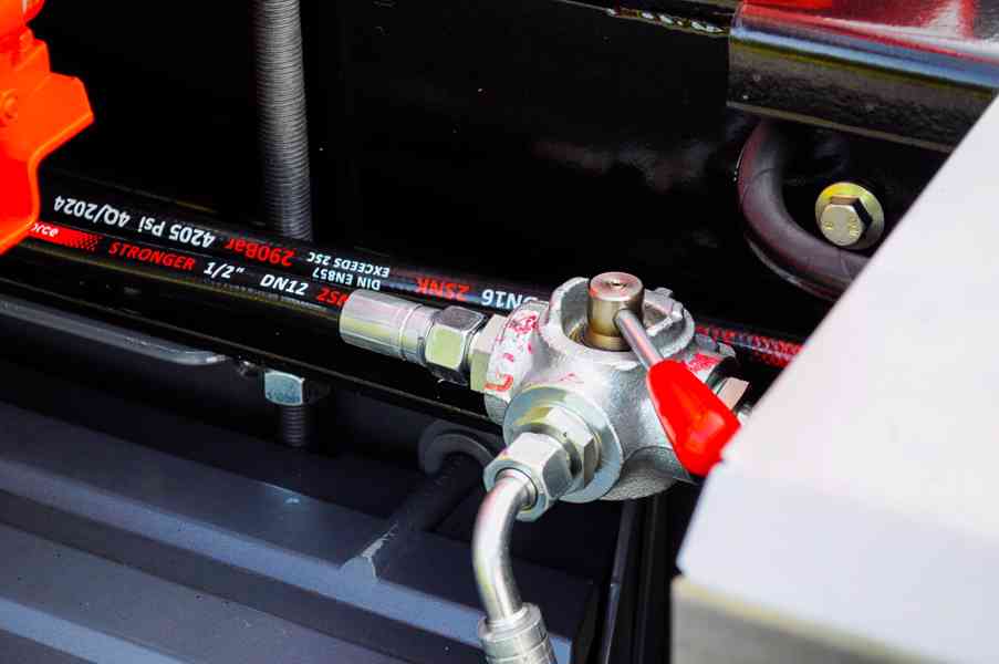 MERCEDES 1622 NOVÝ HÁKOVÝ NOSIČ KONTEJNERŮ HYDRAULICKÁ RUKA - foto 40