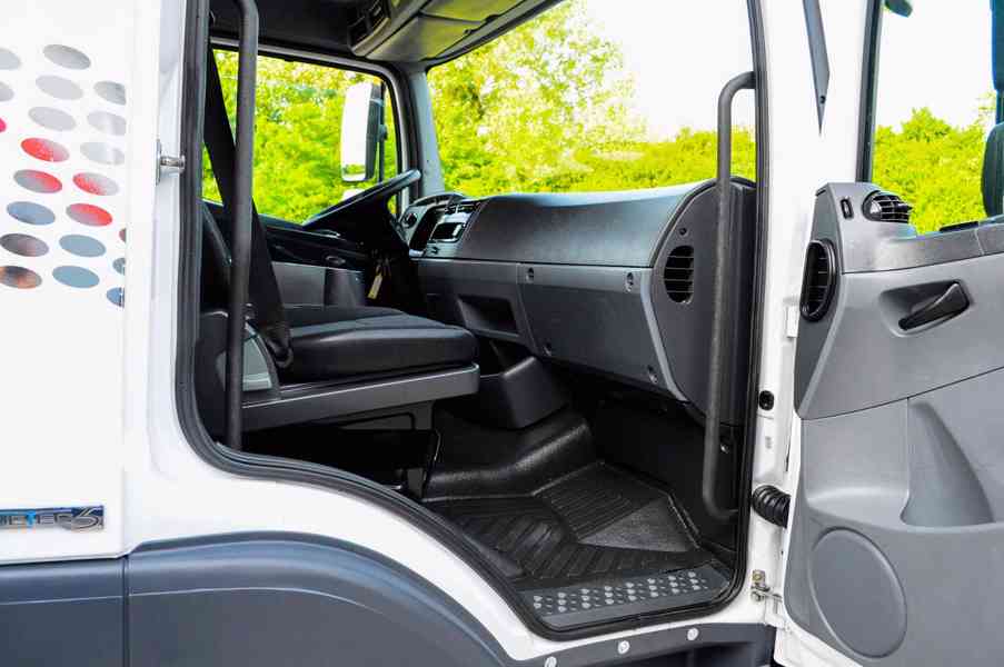 MERCEDES 1622 NOVÝ HÁKOVÝ NOSIČ KONTEJNERŮ HYDRAULICKÁ RUKA - foto 53