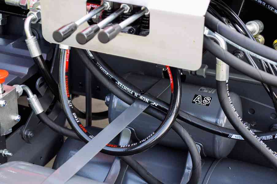 MERCEDES 1622 NOVÝ HÁKOVÝ NOSIČ KONTEJNERŮ HYDRAULICKÁ RUKA - foto 38
