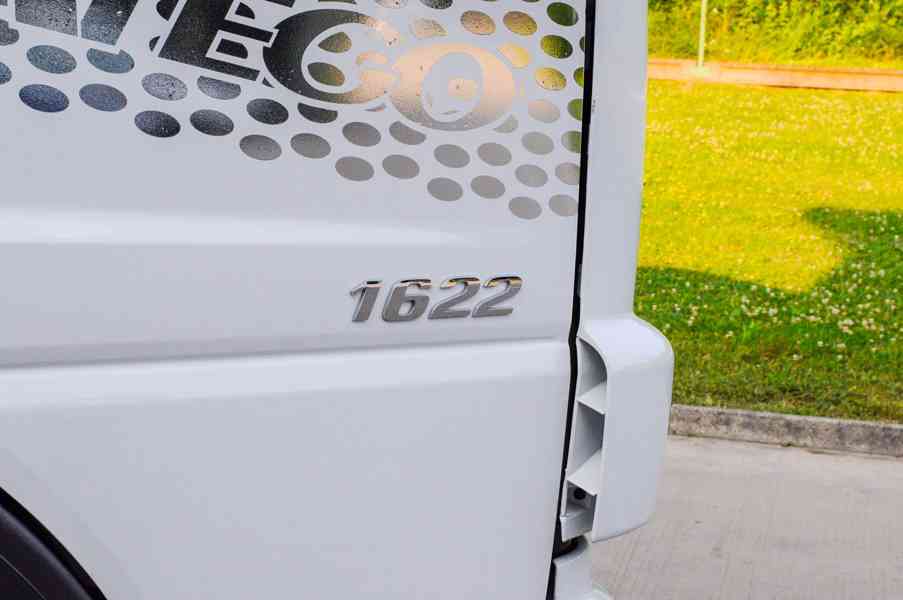MERCEDES 1622 NOVÝ HÁKOVÝ NOSIČ KONTEJNERŮ HYDRAULICKÁ RUKA - foto 9