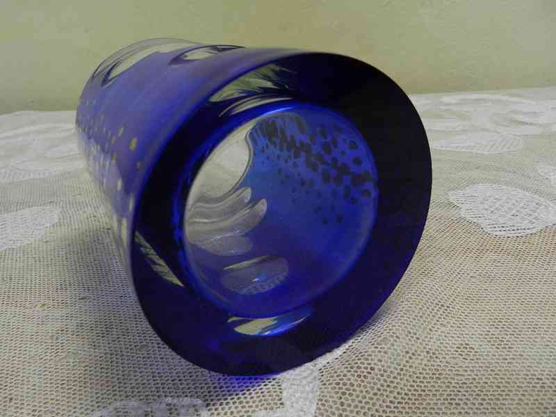 Zajímavá Autorská broušená Váza barva modrá - foto 6
