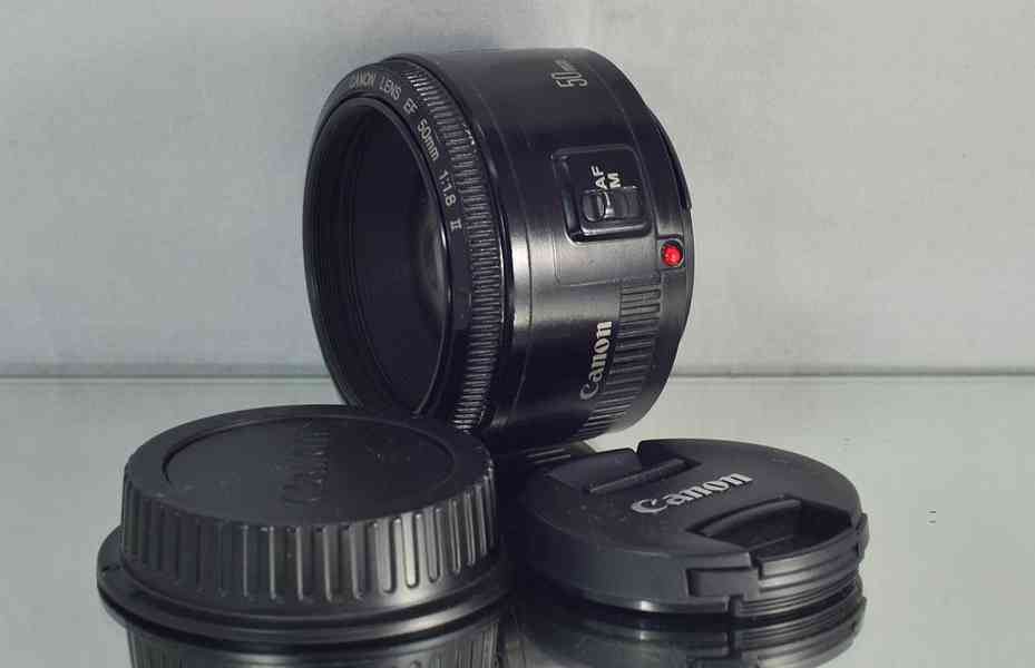 Canon EF 50mm f/1.8 II **fullframe-formát Pevný - foto 1