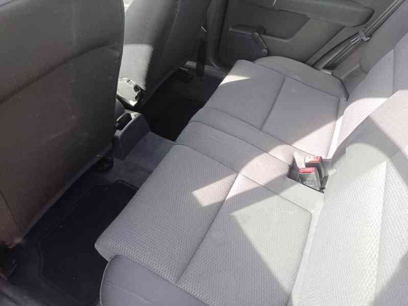 Audi A2 1.6 81Kw RV.2003 - NOVÁ STK - foto 3