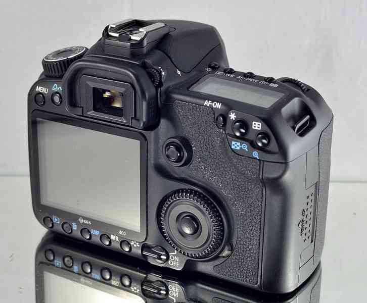 Canon EOS 40D **10,1Mp CMOS**Live View 40000 Exp. - foto 6