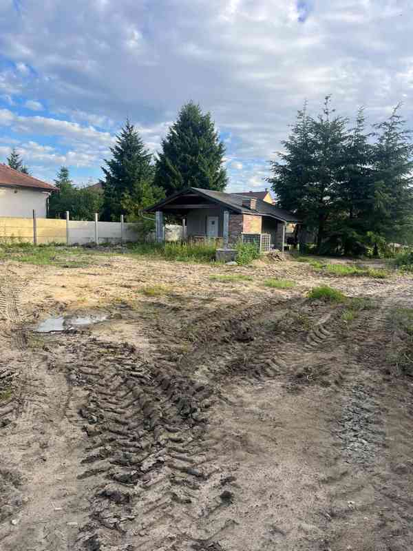 stavební pozemek  900 m2 - foto 1