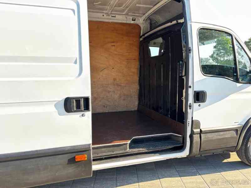 Iveco Daily 2,3   L4H2 MAXI - foto 12
