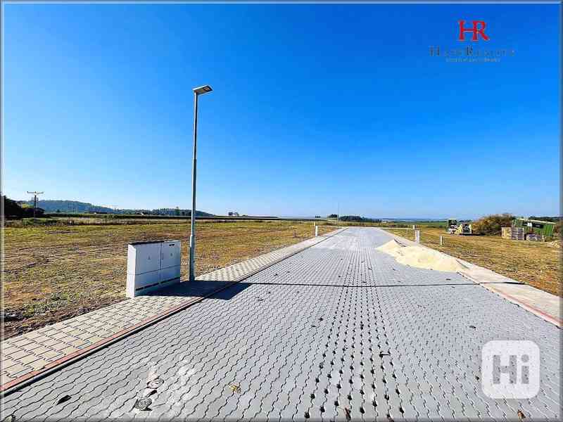 Prodej stavební parcely, výměra 884 m2, Tehov, Benešov - foto 10