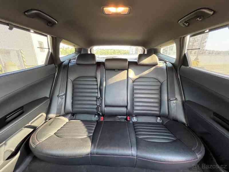 Kia Optima 2,0   GT SW 180kw | Full výbava - foto 15