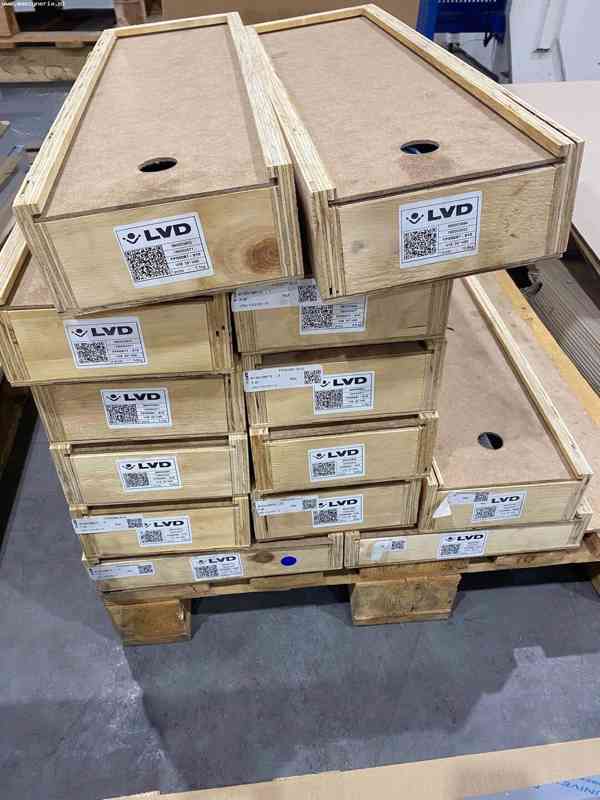 CNC hydraulický ohraňovací lis LVD PPED 135/30 - foto 5