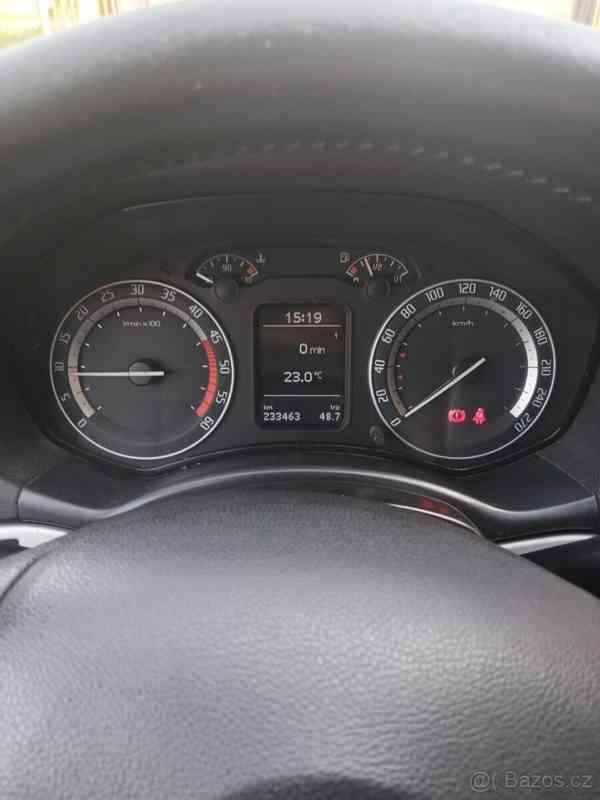 Škoda Octavia rs 2 - foto 13