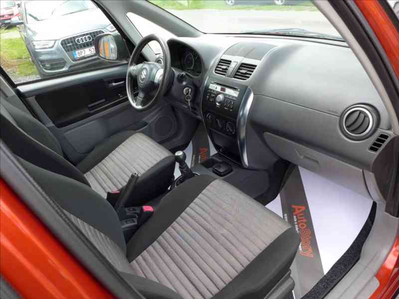 Suzuki SX4 1,6 i 4X4, KLIMA, 1.MAJITEL - foto 10
