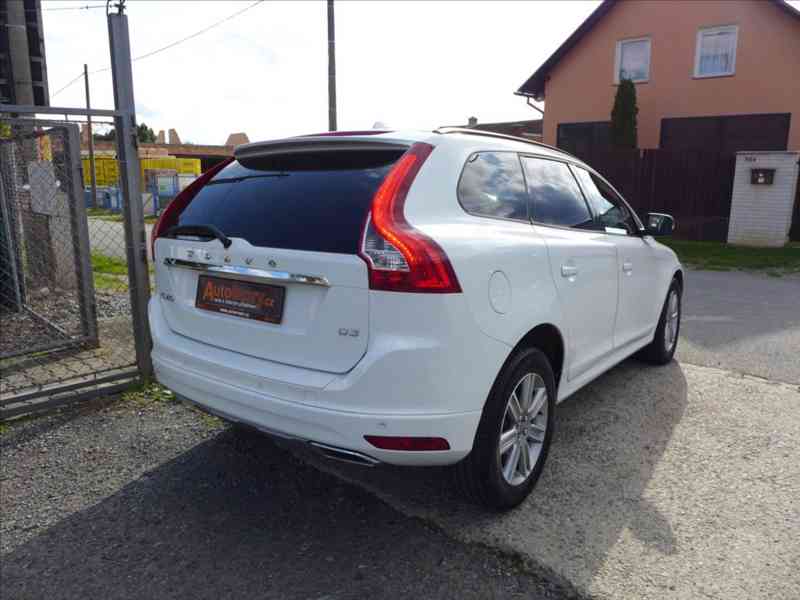 Volvo XC60 2,0 D3 NAVI, 1.MAJITEL - foto 3