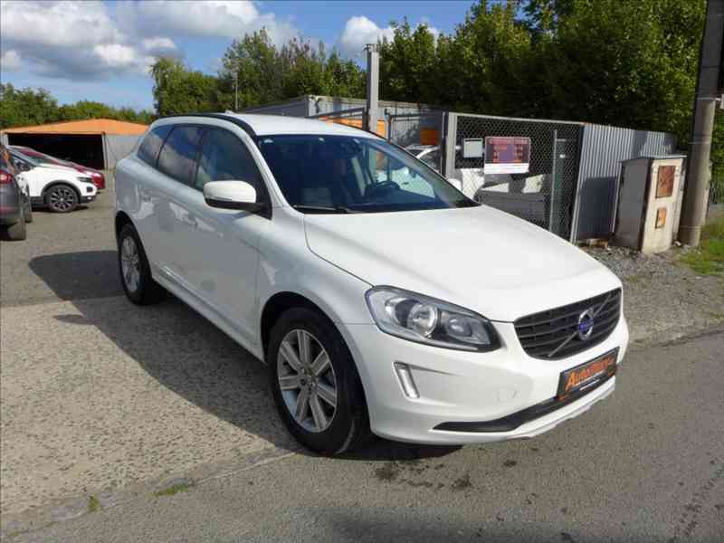 Volvo XC60 2,0 D3 NAVI, 1.MAJITEL - foto 2