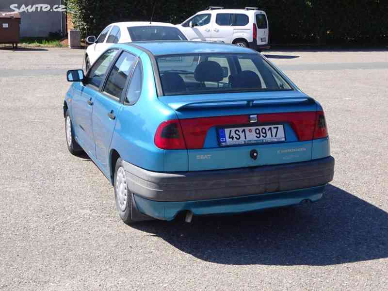 Seat Cordoba 1,4 i (44 kw) r.v.-1997 - foto 4
