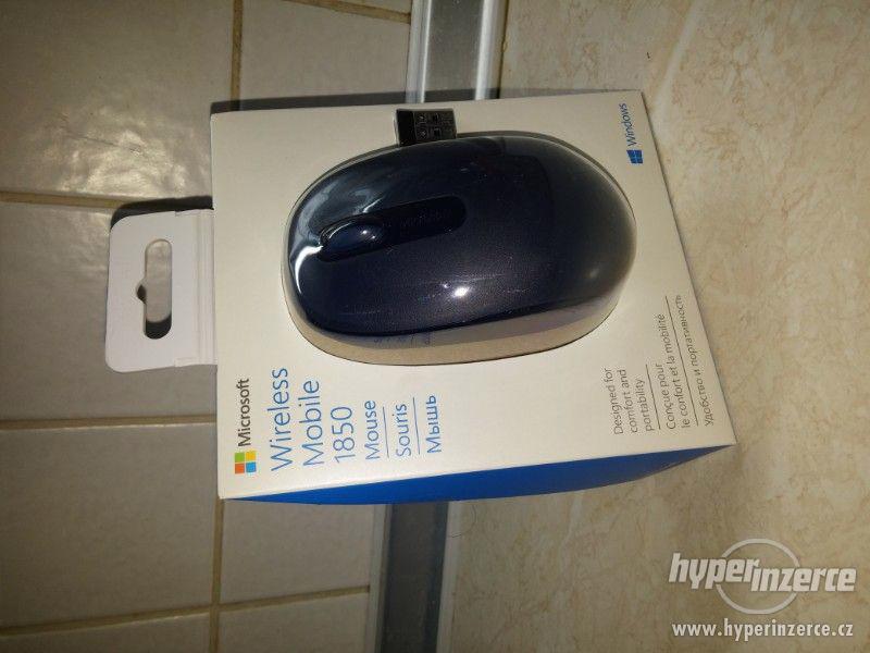 Microsoft Wireless Mobile Mouse 1850 černá - foto 2